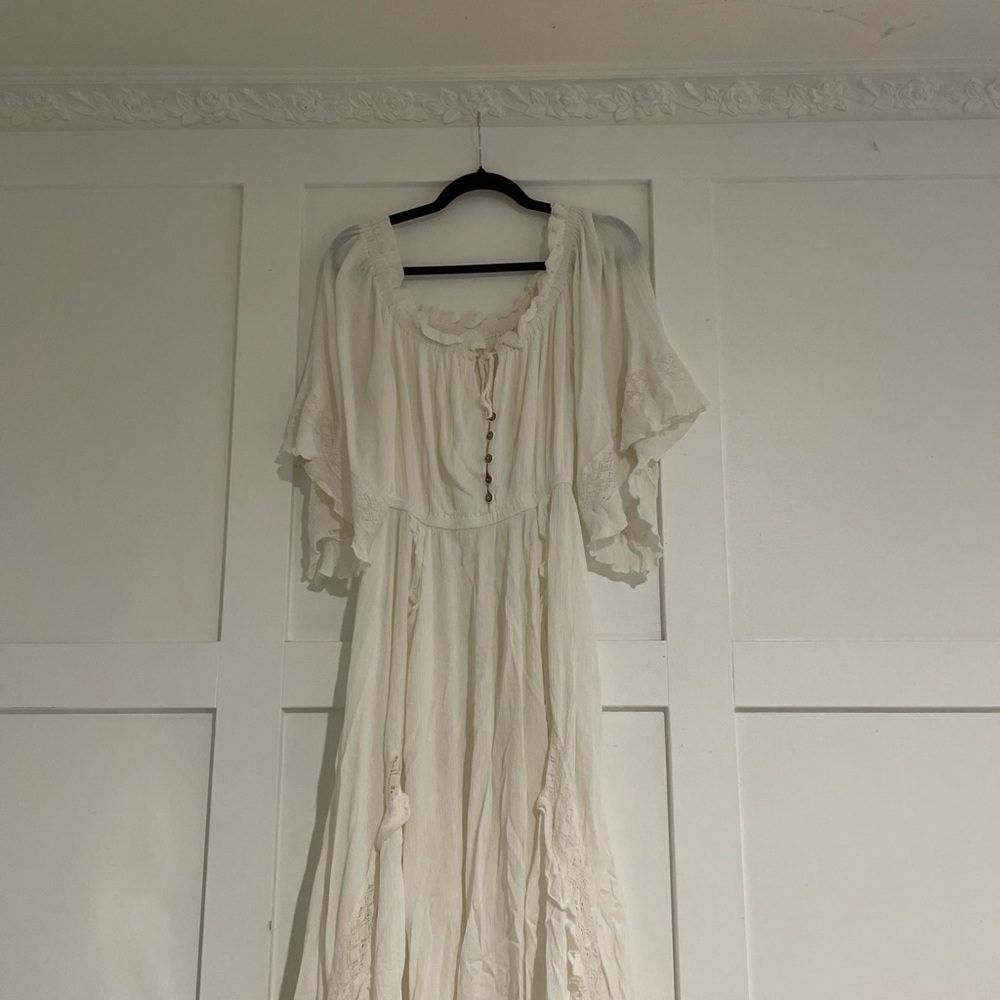 Elegant White Women's Dress